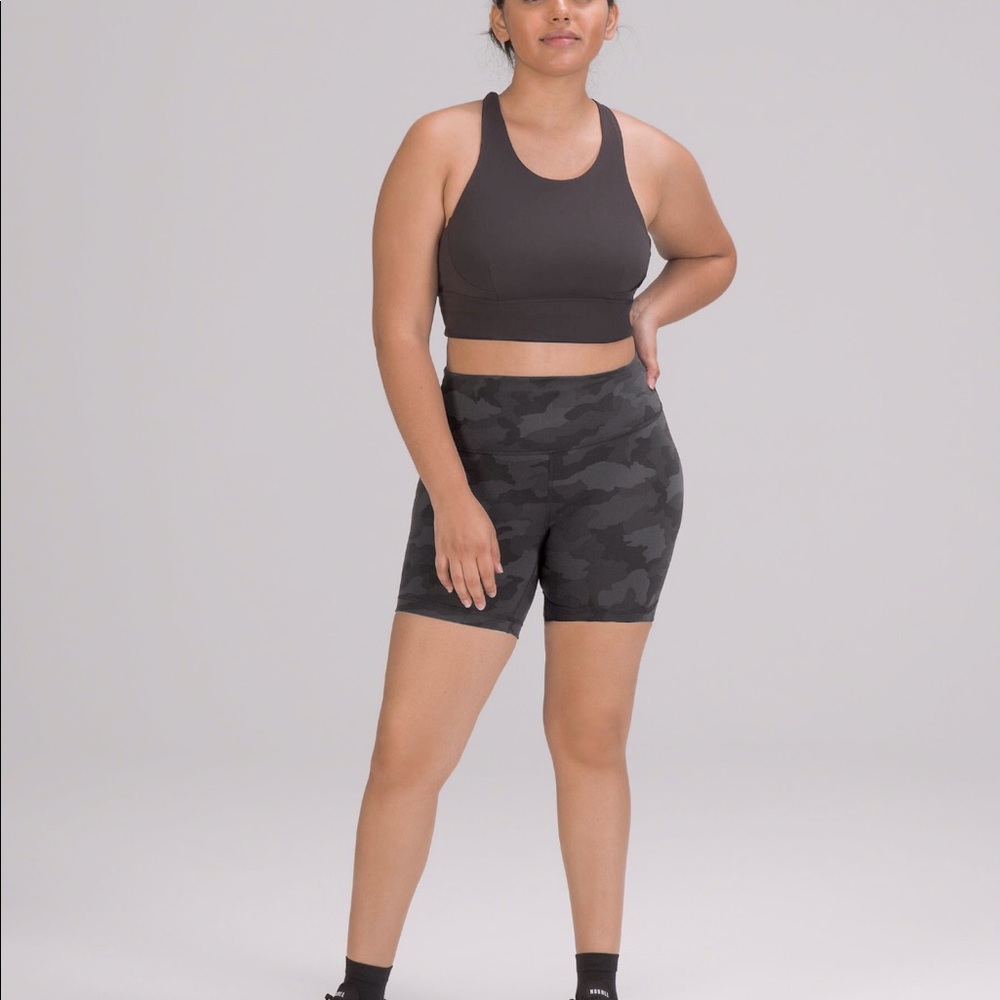 COPY - Lululemon Wunder Train High Rise Shorts 6in